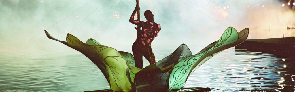 דאוס אקס מאכינה (2001)
